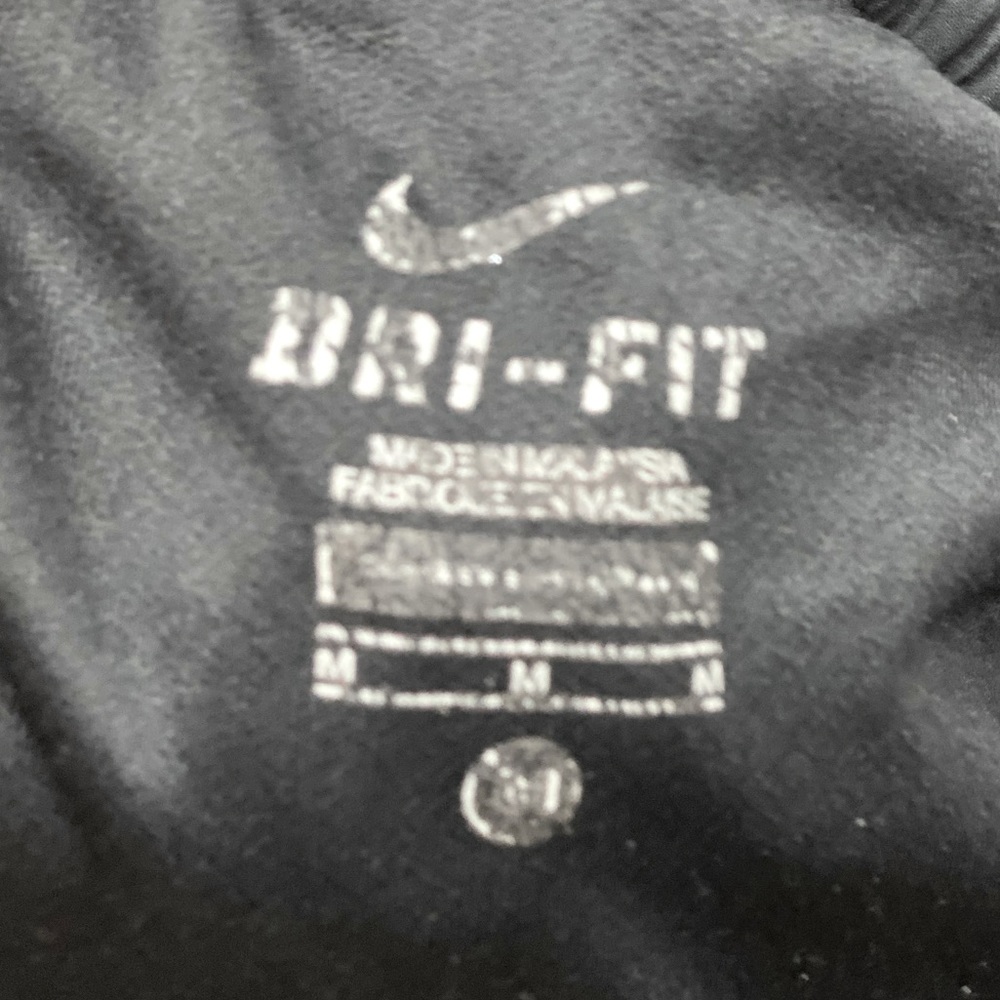 Nike shorts! - Picture 3 of 3